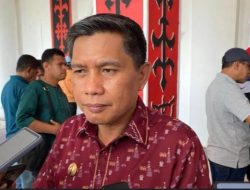 Bodewin Wattimena Tetap Jalani Tugas Sebagai Sekretaris DPRD Maluku