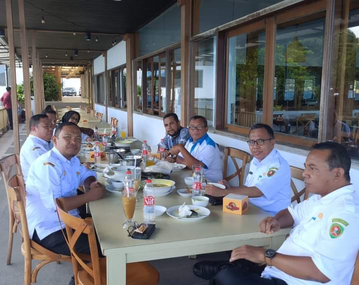 Kepala Dinas PPPA Maluku Kumpul Para Kepsek di Restoran untuk Minta Dukung Kandidat  Calon Gubernur