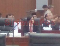 Tina Welma Tetelepta Dilantik Ganti Alm Edwin Huwae Sebagai Anggota DPRD Maluku