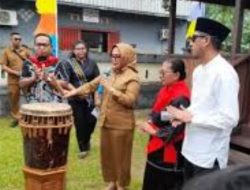 Hadiri Upacara Adat Tutup Baileo Halong, Tamaela Ajak Warga Ambon Jaga Toleransi dan Pelihara Warisan Budaya Maluku