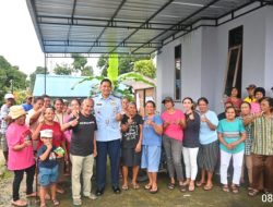 Danlanud Pattimura Gelar Jumat Berkah, Salurkan 250 Kantong Beras untuk Warga Tiga Desa Ambon