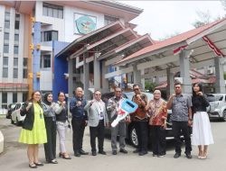 Unpatti Terima 1 unit Mobil Operasional dari BTN