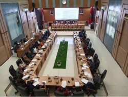 DPRD Kota Ambon Gelar Uji Publik Ranperda Penyelenggaraan Rumah Kos