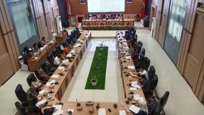 DPRD Kota Ambon Gelar Uji Publik Ranperda Penyelenggaraan Rumah Kos