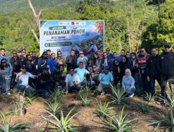 OJK Maluku dan Industri Jasa Keuangan Tanam Harapan Lewat Gerakan “BETA TANAM” di Negeri Rutong