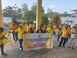 Kader Kota Ambon Duduki Kantor Golkar Maluku, Sebut RR dan Elly Toisutta Dibalik Kisruh Musda yang Tak Kunjung Dilaksanakan