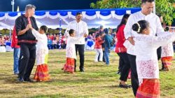 Wali Kota Ambon Tampil Memukau Bersama Nona Galala dalam Badonci 1 Abad Jemaat Gatik