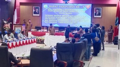 Serahkan KUA PPAS Perubahan, Pemkot Ambon Tegaskan Proposal Hibah Tak Lagi Dilayani di Tahun Berjalan